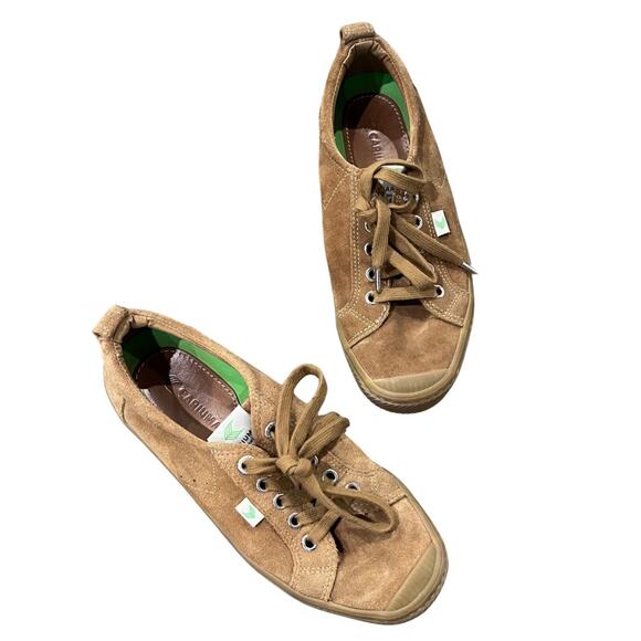Cariuma Shoes - Cariuma OCA Low-Top Suede Sneakers Size 7